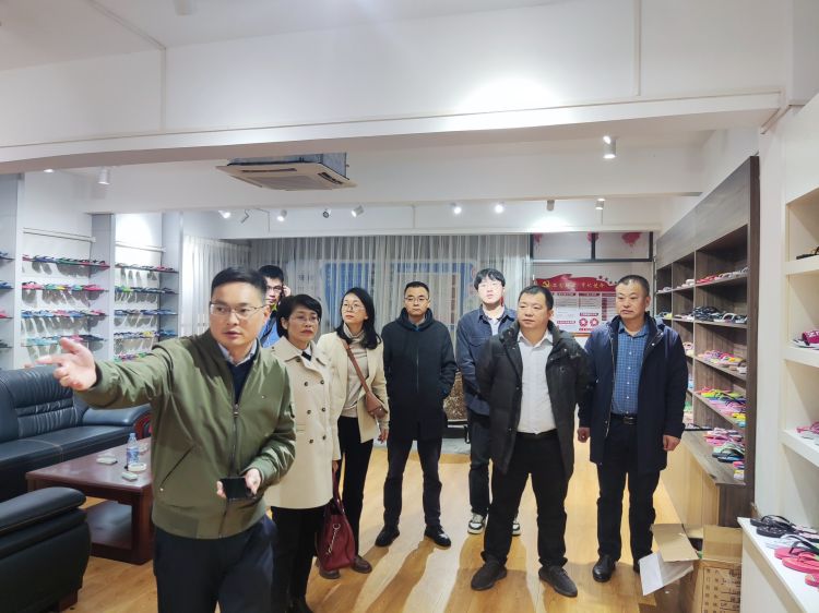 簡篇-螺洲鎮(zhèn)“訪企拓崗”促就業(yè) 校地合作聚人才